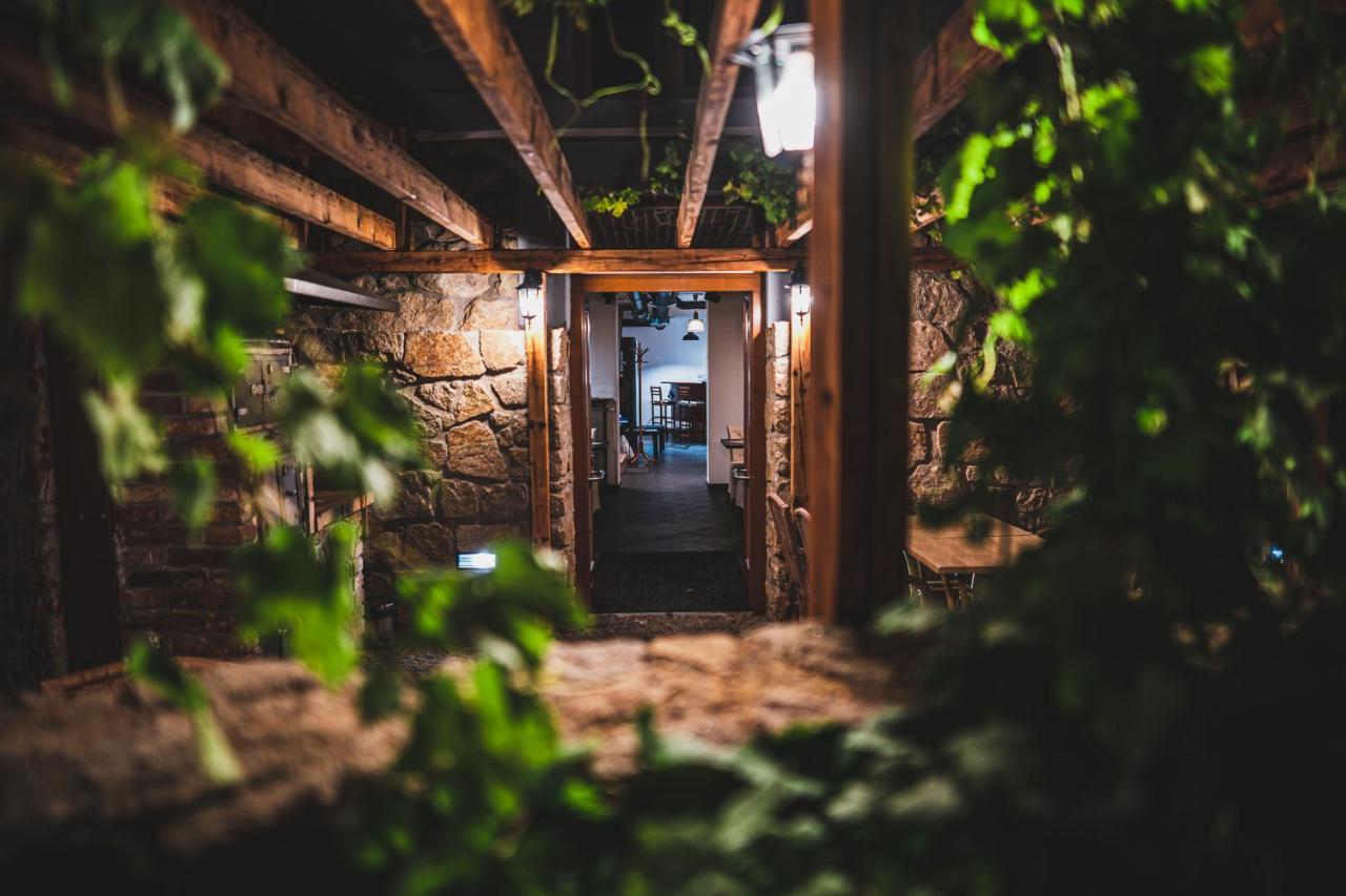 Penzion Hurikan 63 Havlíčkŭv Brod Buitenkant foto